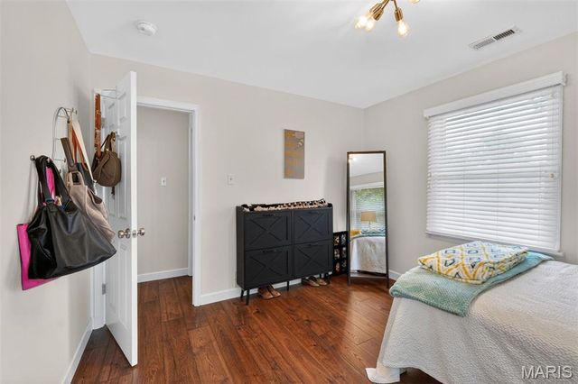 1137 Claytonbrook Court, Ballwin, MO 63011