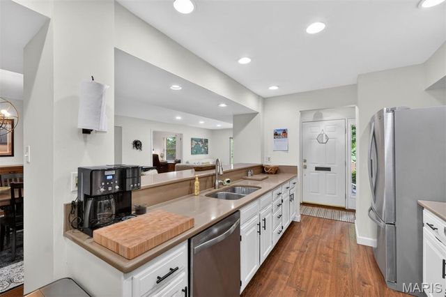 1137 Claytonbrook Court, Ballwin, MO 63011