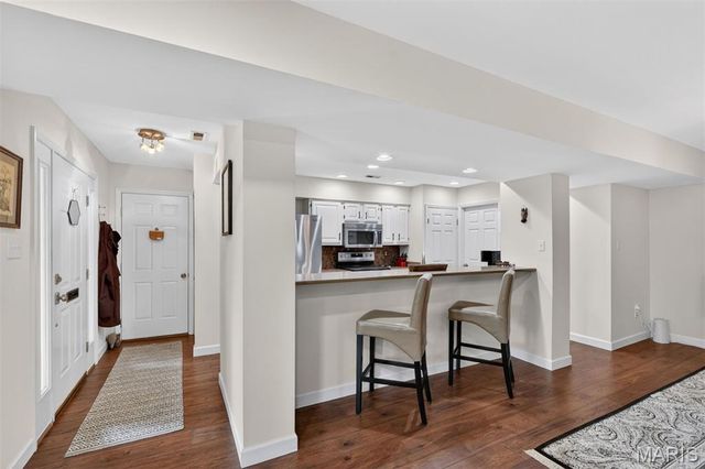 1137 Claytonbrook Court, Ballwin, MO 63011