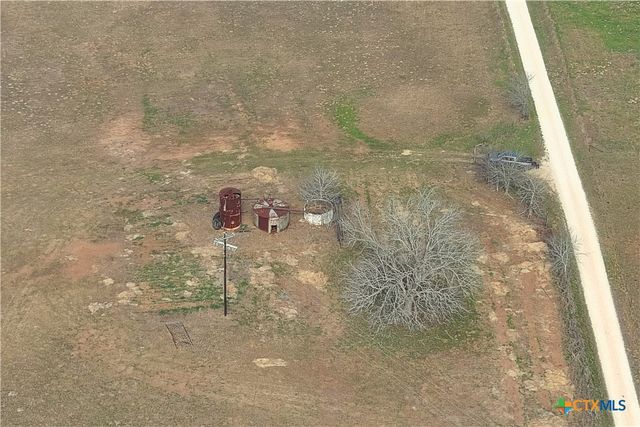 5510 Old Mcmahan Road, Lockhart, TX 78644