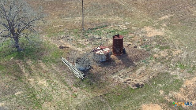 5510 Old Mcmahan Road, Lockhart, TX 78644