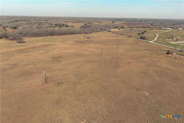 5510 Old Mcmahan Road, Lockhart, TX 78644