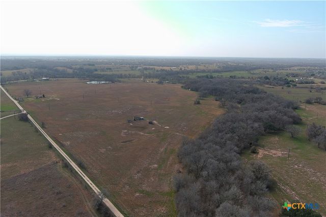 5510 Old Mcmahan Road, Lockhart, TX 78644