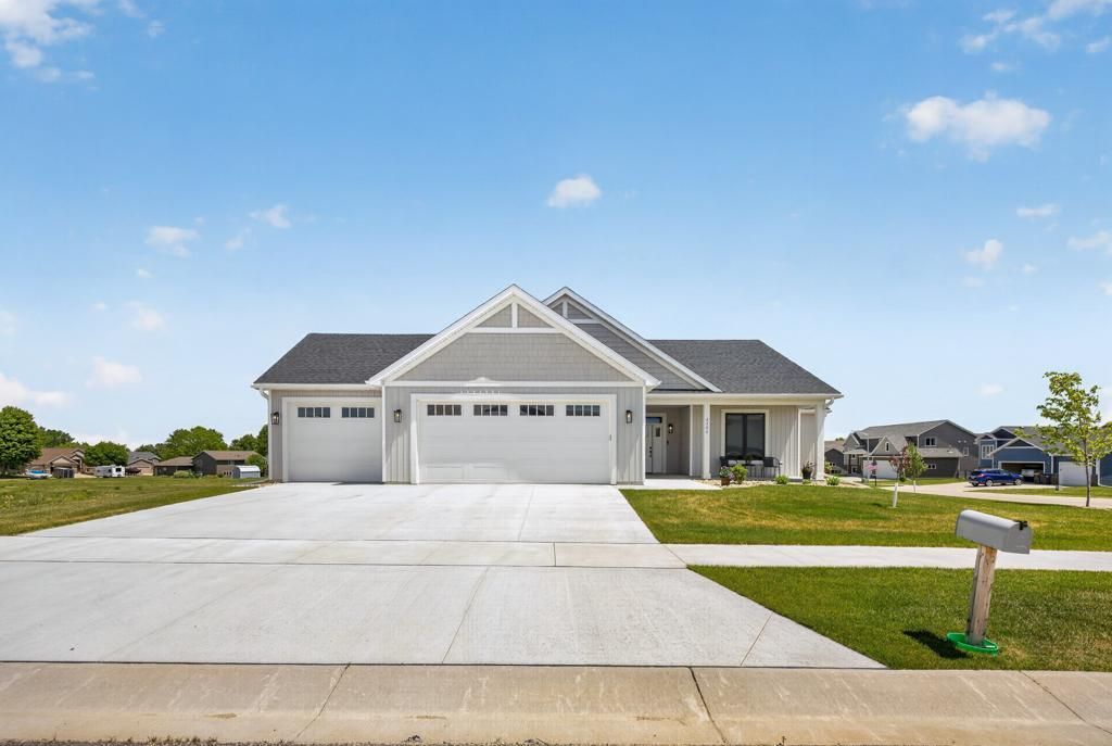 2202 6th Avenue NE, Kasson, MN 55944