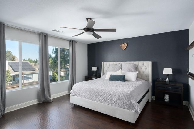 2582 E Christopher Drive, Fresno, CA 93720