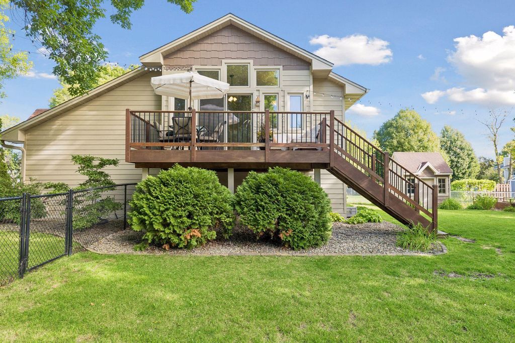 8952 Pineview Lane N, Maple Grove, MN 55369 — photo 3