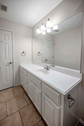 5621 Llano Court, Midland, TX 79707