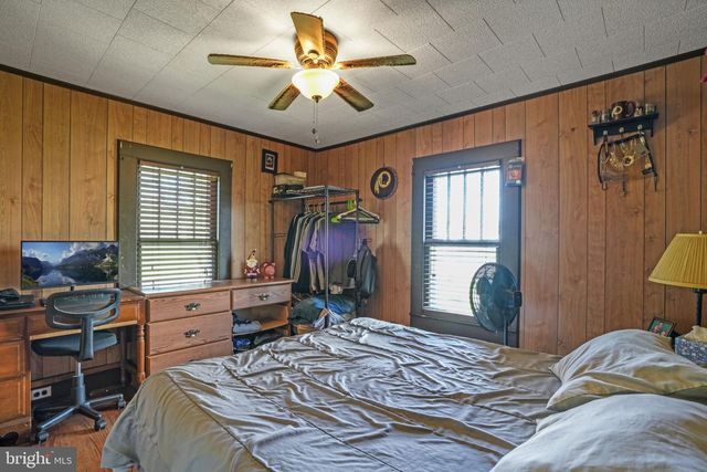 30600 DEPOT ST, New Church, VA 23415