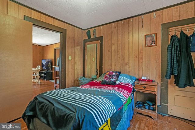 30600 DEPOT ST, New Church, VA 23415
