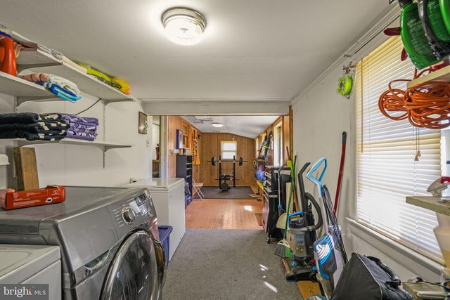 30600 DEPOT ST, New Church, VA 23415