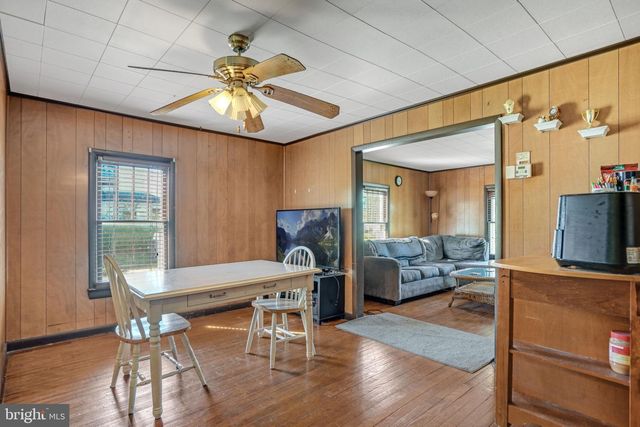 30600 DEPOT ST, New Church, VA 23415