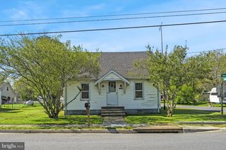 30600 DEPOT ST, New Church, VA 23415