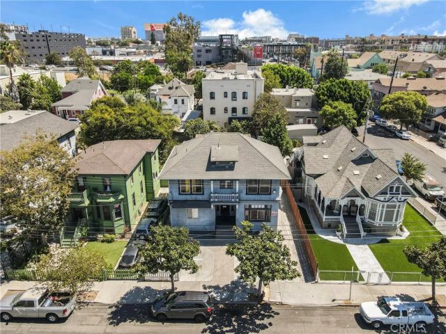 1978 Bonsallo, Los Angeles, CA 90007