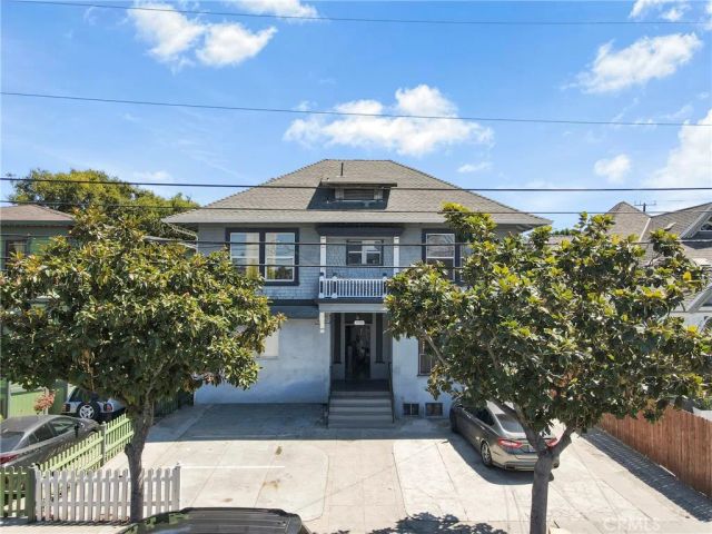 1978 Bonsallo, Los Angeles, CA 90007