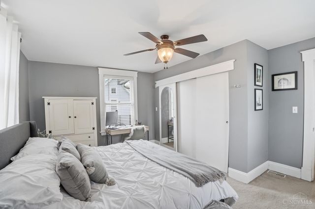 3935 St James Avenue, Silverton, OH 45236