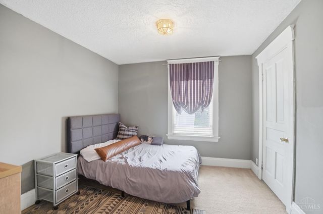 3935 St James Avenue, Silverton, OH 45236