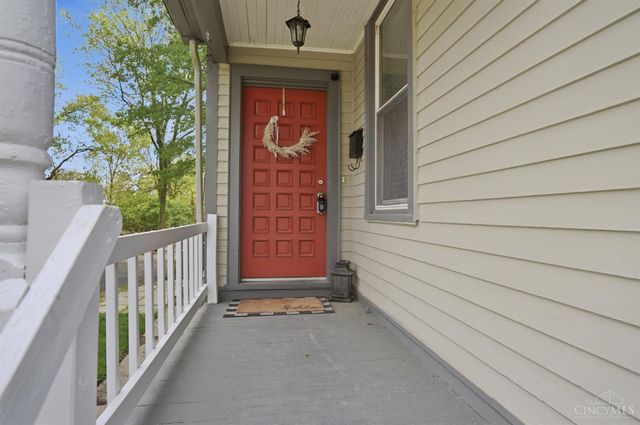 3935 St James Avenue, Silverton, OH 45236