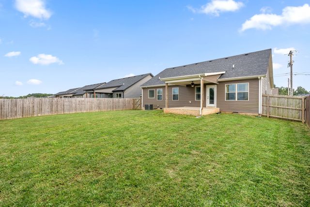 162 Ambridge St, Oak Grove, KY 42262