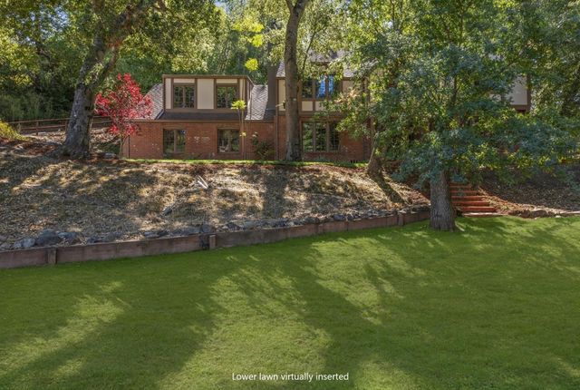 21700 Via Regina, Saratoga, CA 95070