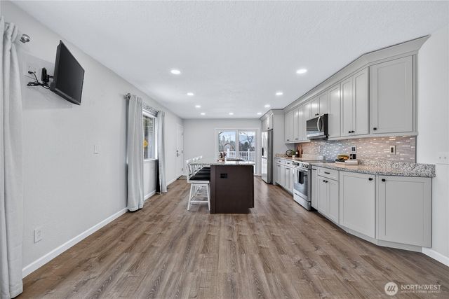 1425 Bel Air Drive, East Wenatchee, WA 98802