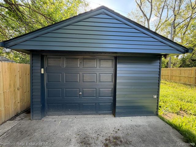 6212 Westwood Street, Detroit, MI 48228