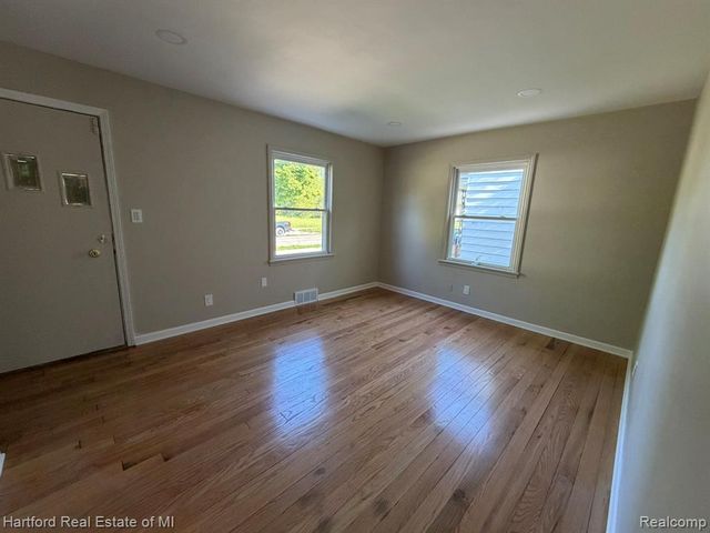 6212 Westwood Street, Detroit, MI 48228