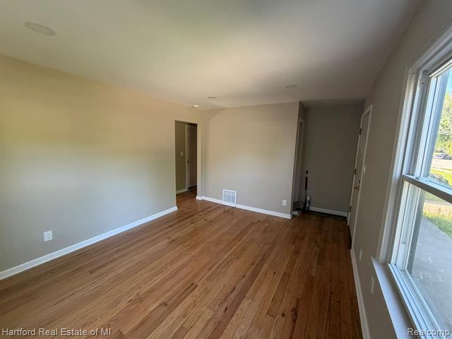 6212 Westwood Street, Detroit, MI 48228
