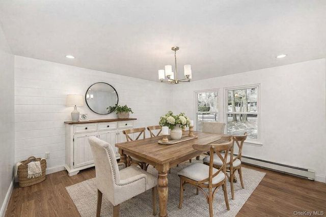 34 Warner Road, Huntington, NY 11743