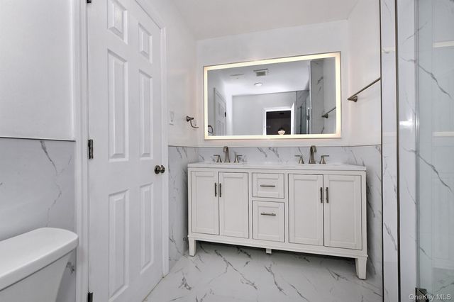 34 Warner Road, Huntington, NY 11743