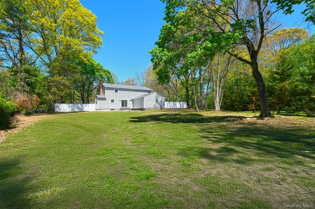 34 Warner Road, Huntington, NY 11743