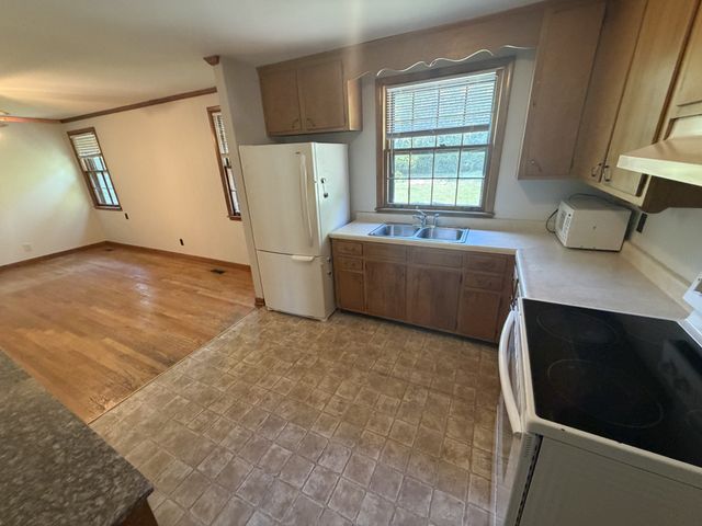625 Elaine Dr, Nashville, TN 37211
