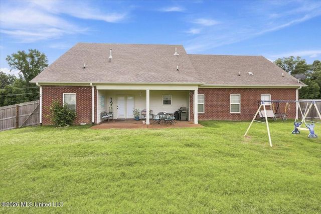 1943 Laughter Road, Nesbit, MS 38651