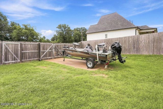 1943 Laughter Road, Nesbit, MS 38651