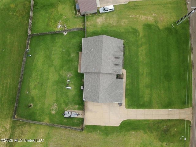 1943 Laughter Road, Nesbit, MS 38651