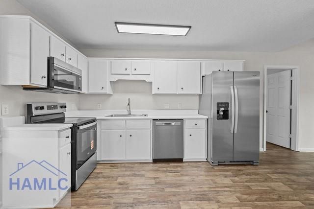 2324 Suttle Court, Hinesville, GA 31313