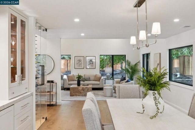 2421 Danville Blvd, Alamo, CA 94507