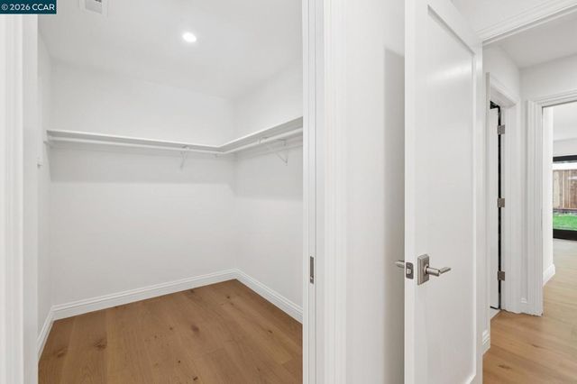 2421 Danville Blvd, Alamo, CA 94507