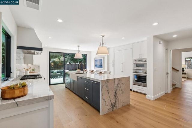 2421 Danville Blvd, Alamo, CA 94507