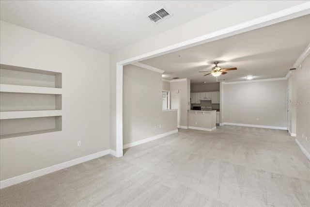 430 SOUTHERN PECAN CIRCLE 201, Winter Garden, FL 34787