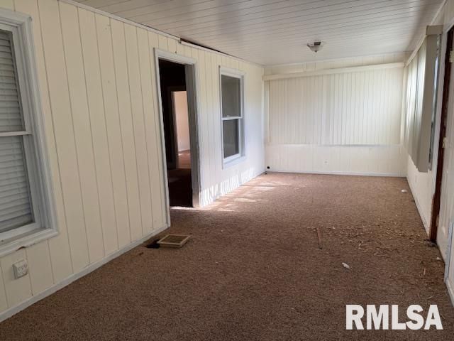 1112 McHaney Road, Harrisburg, IL 62946