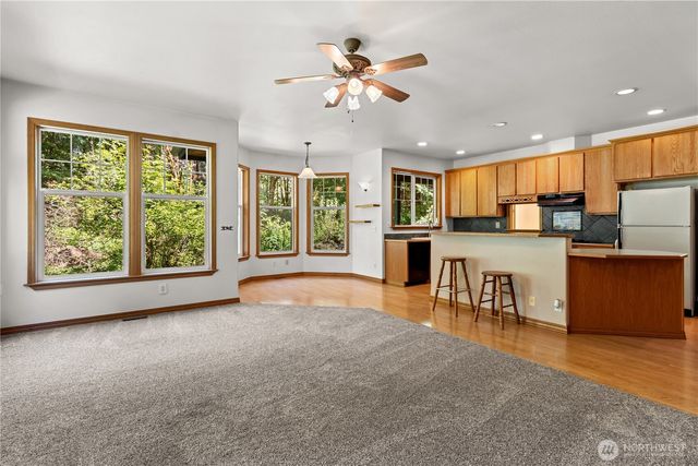 6710 73rd Avenue NE, Olympia, WA 98516