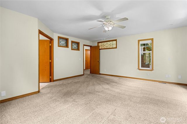 6710 73rd Avenue NE, Olympia, WA 98516