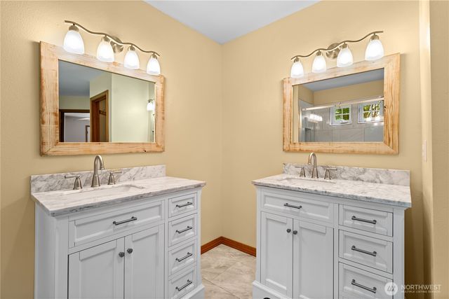 6710 73rd Avenue NE, Olympia, WA 98516