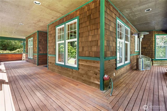 6710 73rd Avenue NE, Olympia, WA 98516