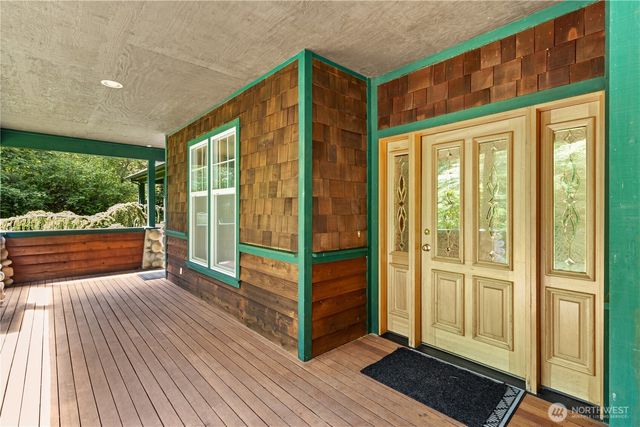 6710 73rd Avenue NE, Olympia, WA 98516