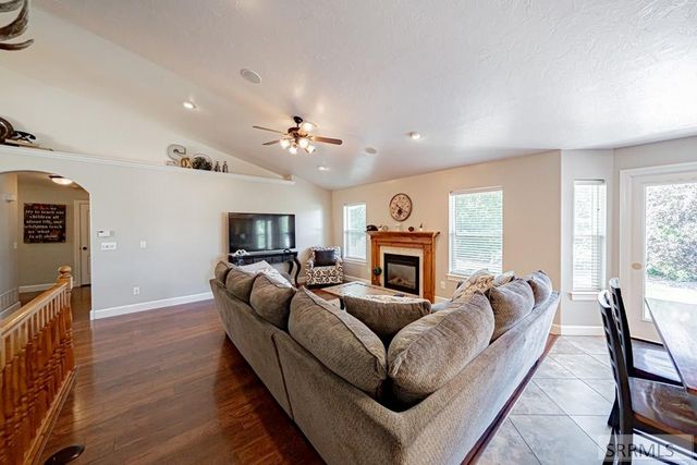 5520 Veil Drive, Idaho Falls, ID 83406