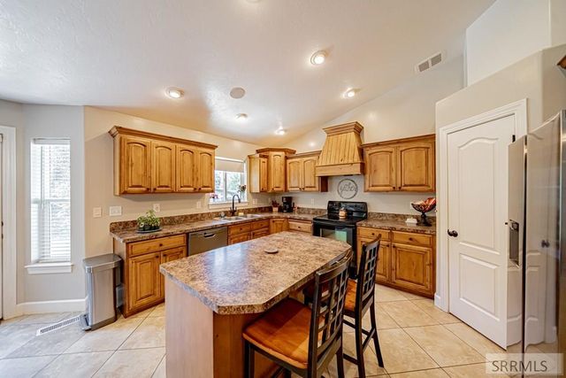 5520 Veil Drive, Idaho Falls, ID 83406