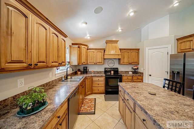 5520 Veil Drive, Idaho Falls, ID 83406