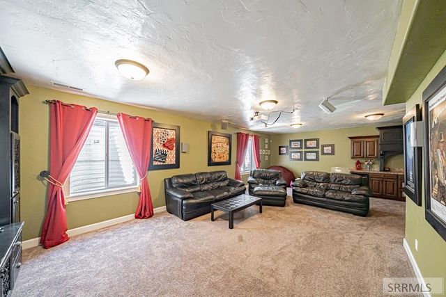 5520 Veil Drive, Idaho Falls, ID 83406