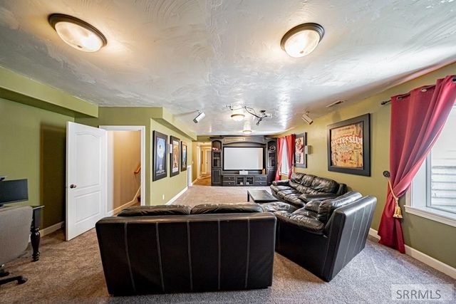 5520 Veil Drive, Idaho Falls, ID 83406